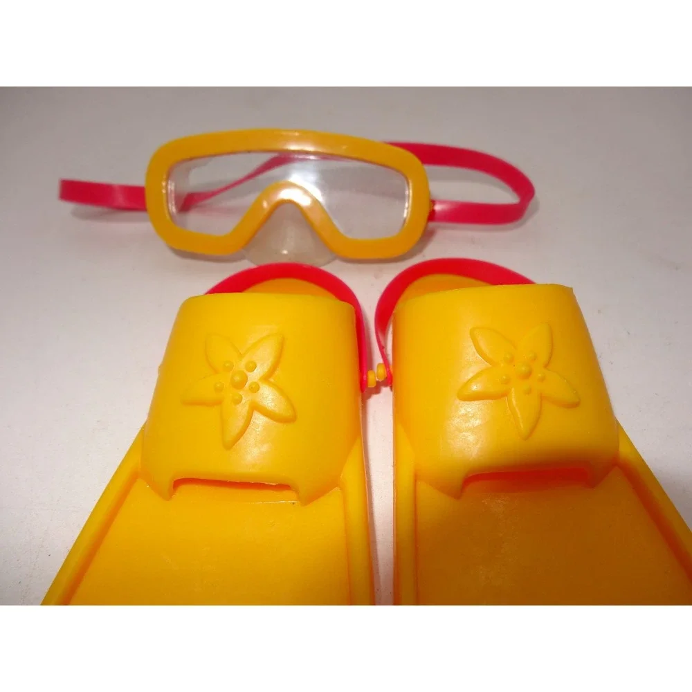 American Girl Of Today Pleasant Company Swim Set Fins Flippers Mask
